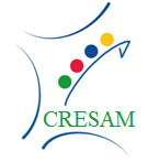 Logo du CRESAM, la France y est représentée par son conture, l'acronyme CRESAM est dans le bas et au dessus 4 points de couleurs qui partent en diagonal de gauche à droite.